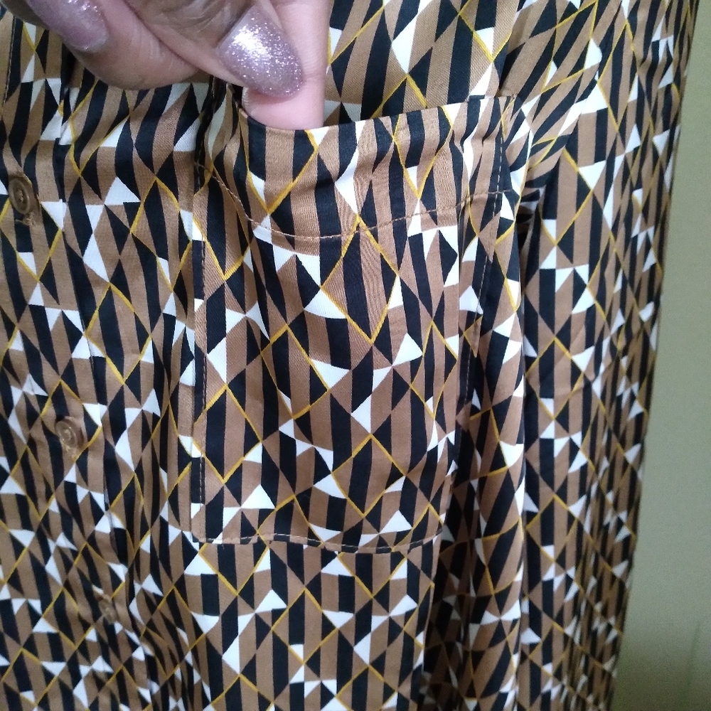Women's Black & Brown Abstract Long Sleeve Button Down Blouse-Size L - Picture 9 of 9